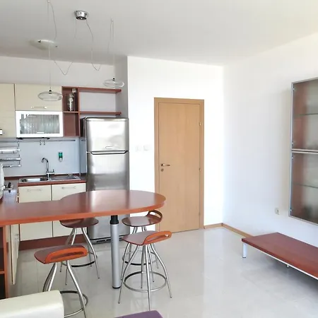 In Riviera Complex Apartman