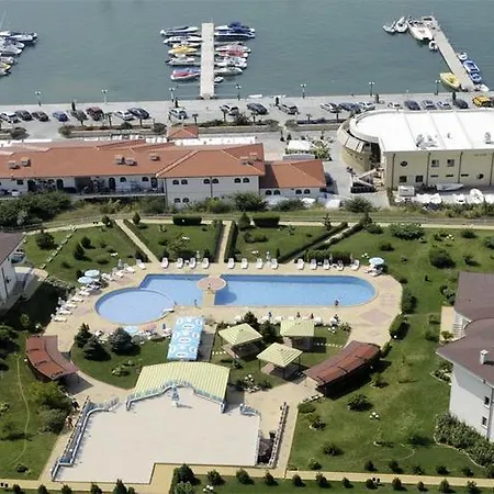 In Riviera Complex Apartman